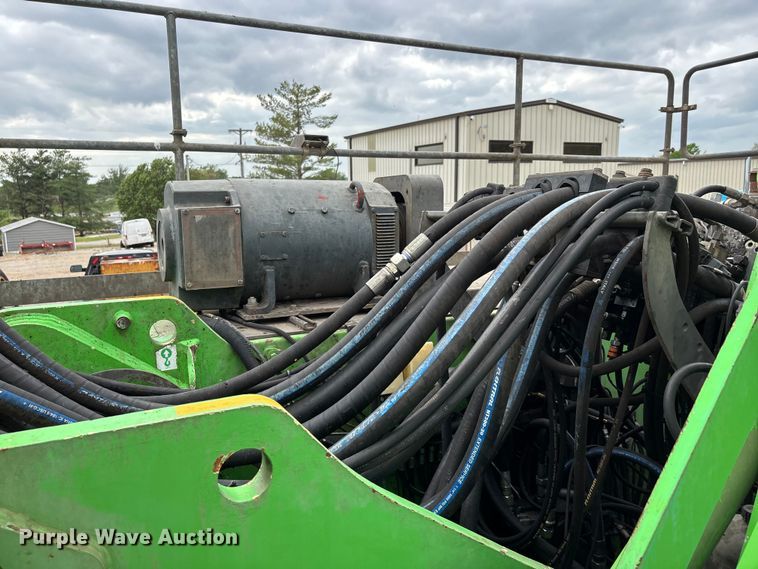 image for item DT0216 2012 Sennebogen 835 material handler