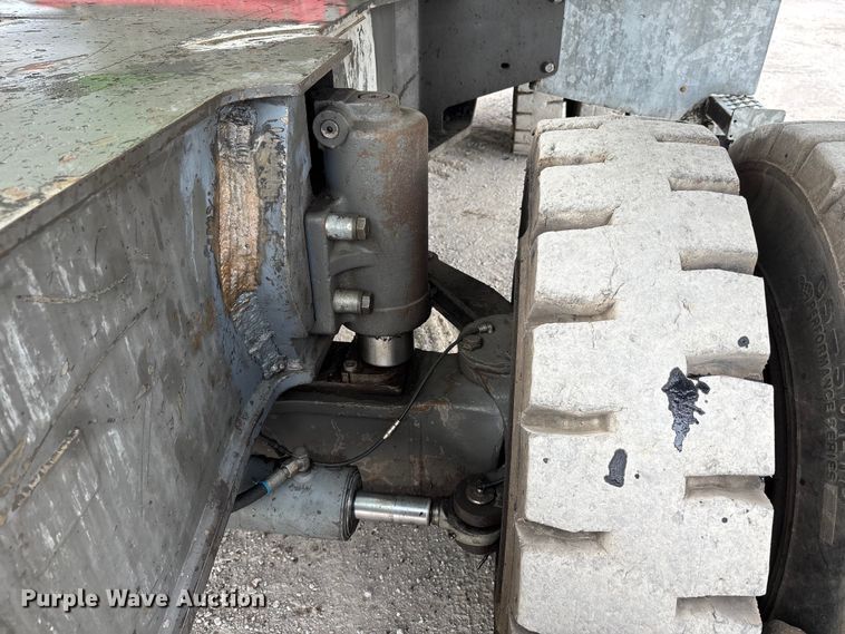 image for item DT0216 2012 Sennebogen 835 material handler