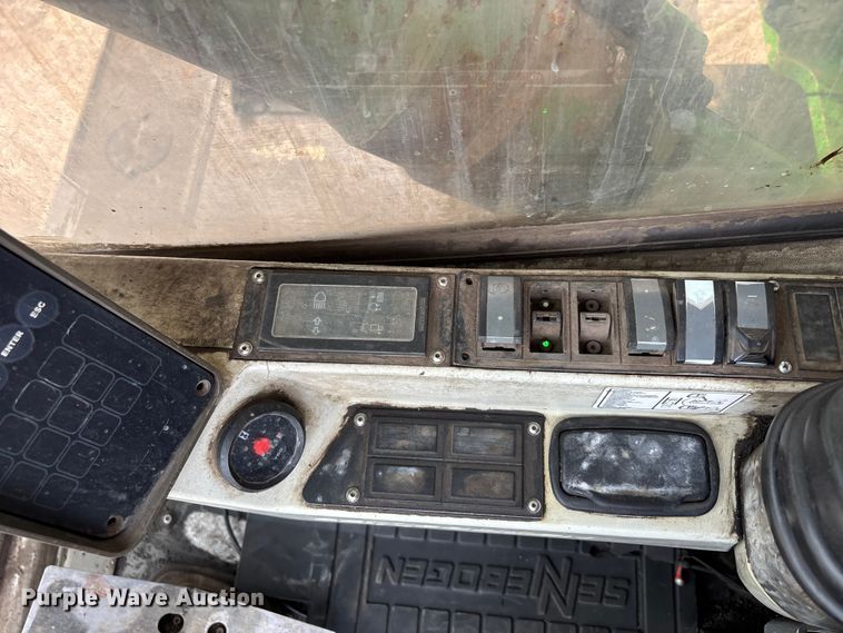 image for item DT0216 2012 Sennebogen 835 material handler