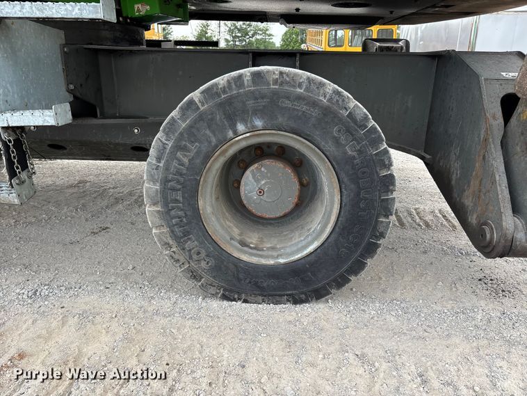 image for item DT0216 2012 Sennebogen 835 material handler