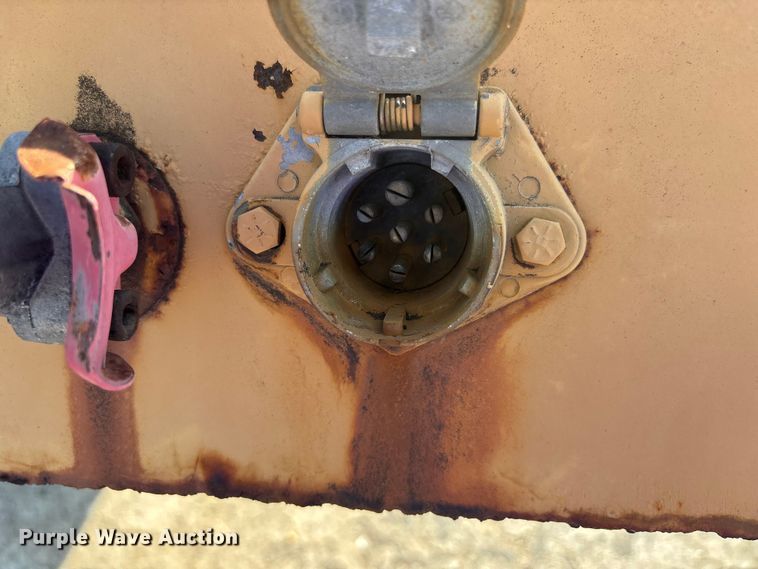 image for item DT0217 Twin Cold Hopper trailer