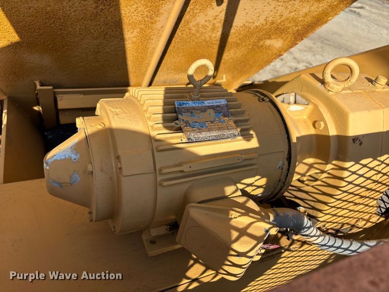 image for item DT0217 Twin Cold Hopper trailer