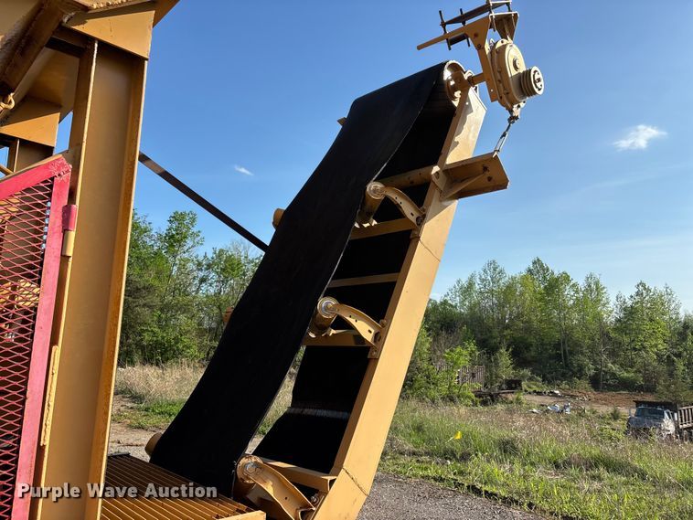 image for item DT0217 Twin Cold Hopper trailer