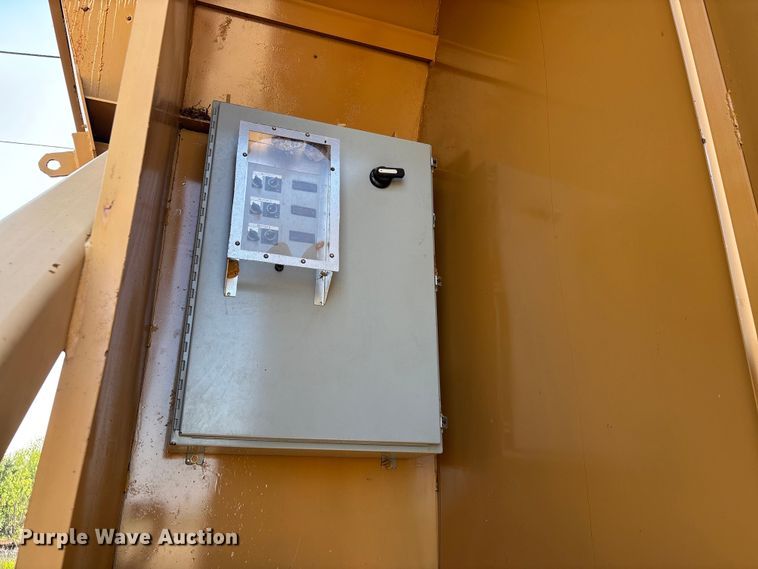 image for item DT0217 Twin Cold Hopper trailer