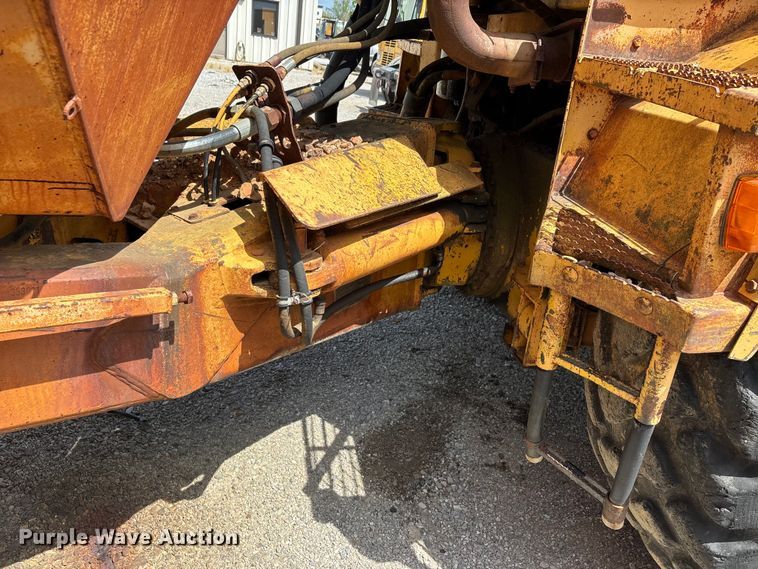 image for item DT0219 1998 Moxy MT30 X articulated haul truck