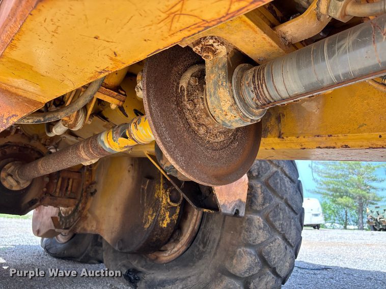 image for item DT0219 1998 Moxy MT30 X articulated haul truck