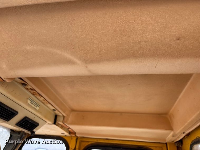 image for item DT0219 1998 Moxy MT30 X articulated haul truck