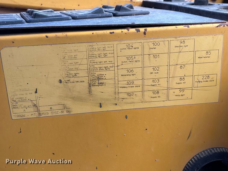 image for item DT0219 1998 Moxy MT30 X articulated haul truck