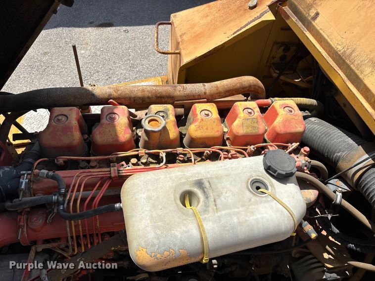 image for item DT0219 1998 Moxy MT30 X articulated haul truck