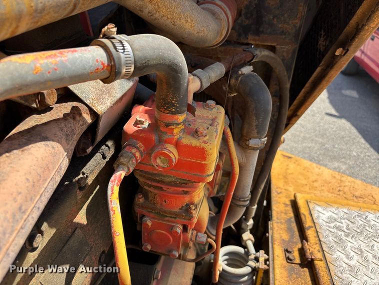 image for item DT0219 1998 Moxy MT30 X articulated haul truck