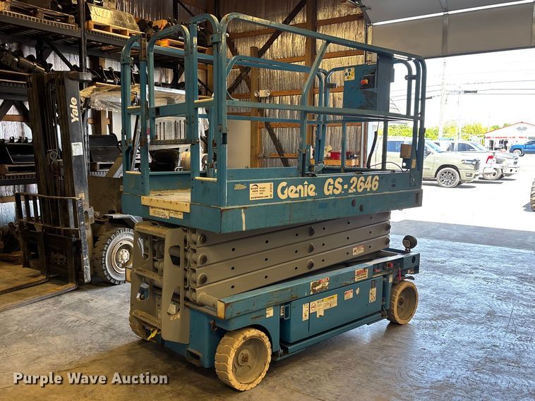image for item DT0225 2004 Genie GS-2646 scissor lift