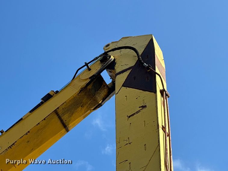 image for item DT0236 2005 Komatsu PC300LC-7L long reach excavator