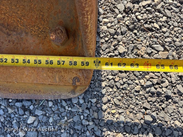 image for item DT0236 2005 Komatsu PC300LC-7L long reach excavator