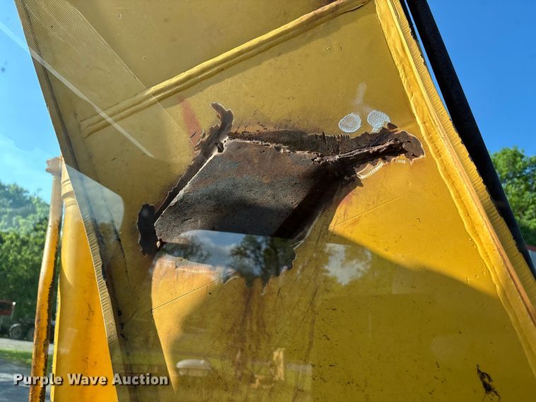 image for item DT0236 2005 Komatsu PC300LC-7L long reach excavator