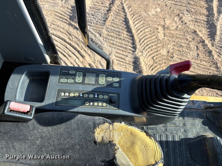 image for item DT0236 2005 Komatsu PC300LC-7L long reach excavator