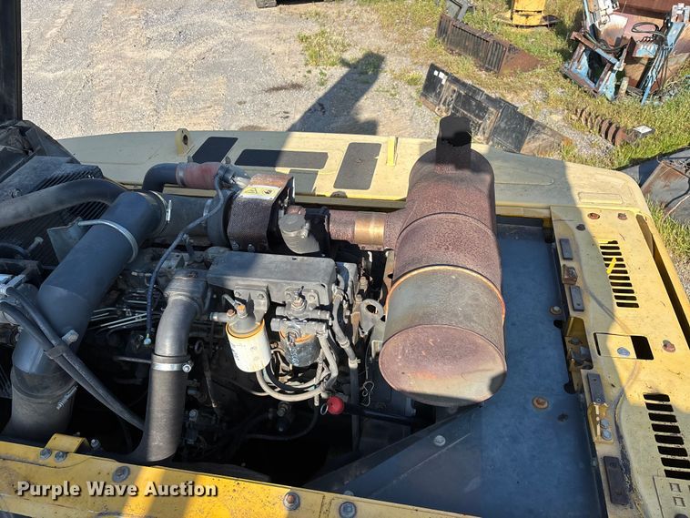 image for item DT0236 2005 Komatsu PC300LC-7L long reach excavator