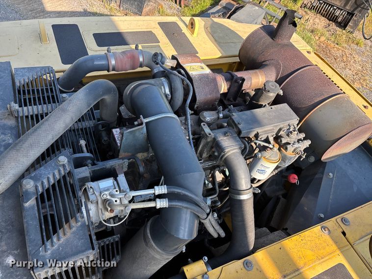 image for item DT0236 2005 Komatsu PC300LC-7L long reach excavator