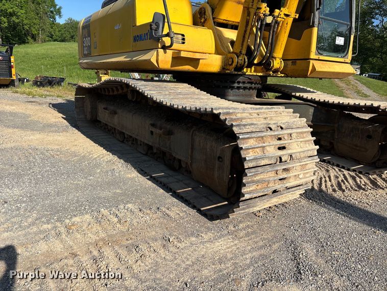 image for item DT0236 2005 Komatsu PC300LC-7L long reach excavator