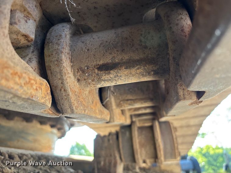 image for item DT0236 2005 Komatsu PC300LC-7L long reach excavator