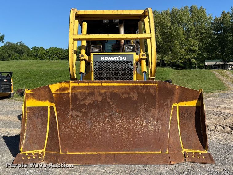 image for item DT0237 2006 Komatsu D65EX-15EO dozer