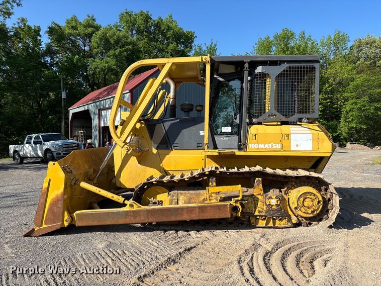 image for item DT0237 2006 Komatsu D65EX-15EO dozer