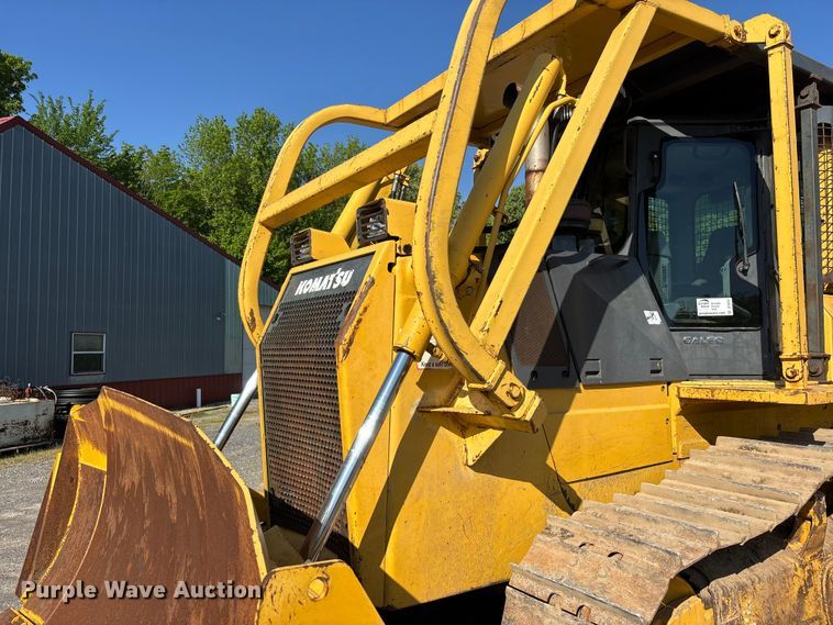 image for item DT0237 2006 Komatsu D65EX-15EO dozer