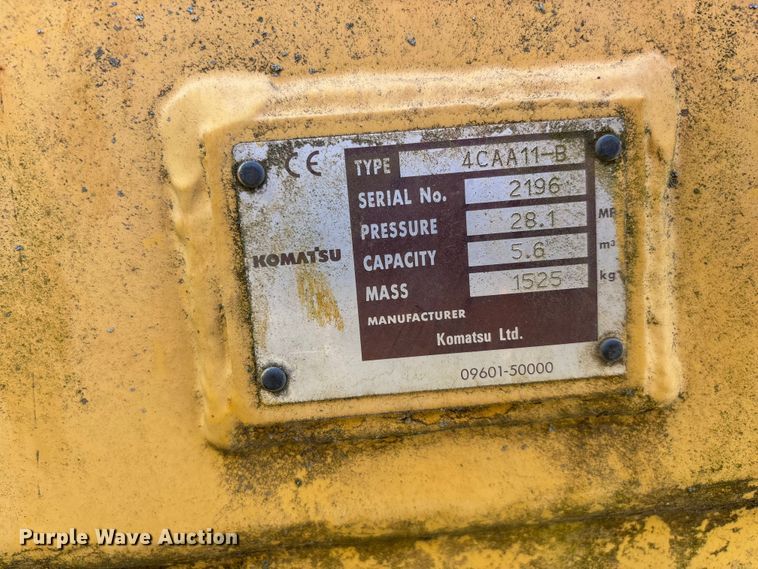 image for item DT0237 2006 Komatsu D65EX-15EO dozer