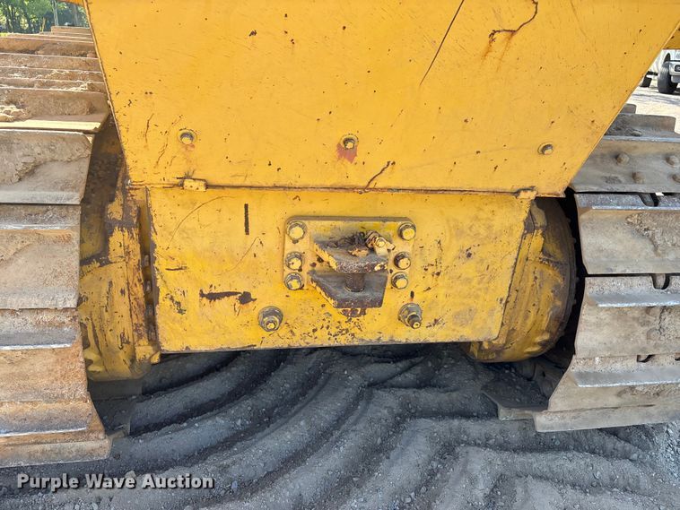 image for item DT0237 2006 Komatsu D65EX-15EO dozer