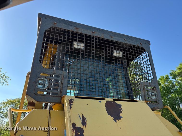 image for item DT0237 2006 Komatsu D65EX-15EO dozer