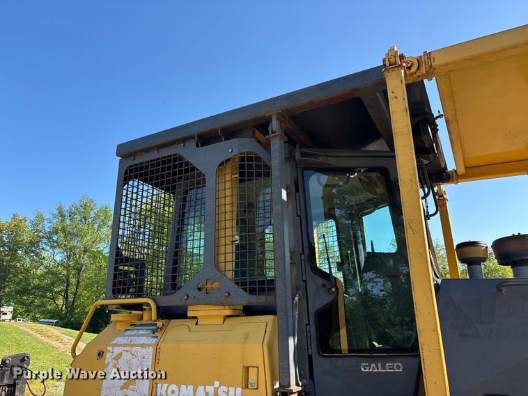 image for item DT0237 2006 Komatsu D65EX-15EO dozer