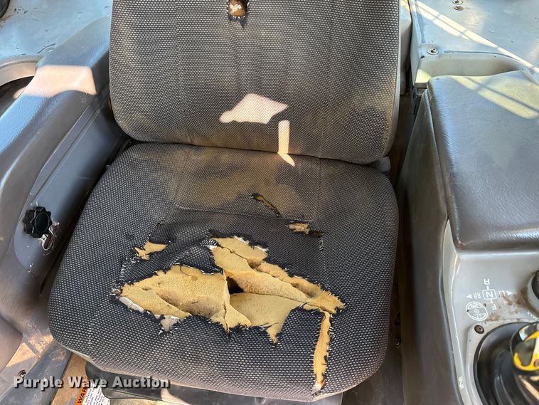 image for item DT0237 2006 Komatsu D65EX-15EO dozer