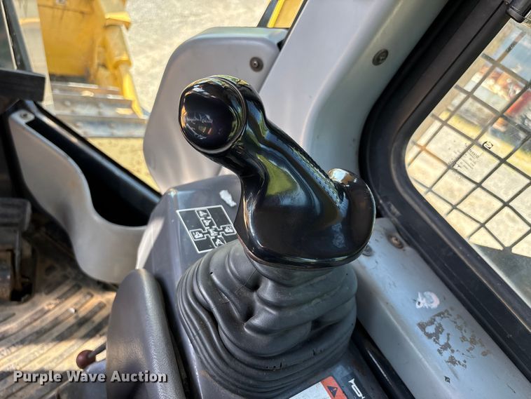 image for item DT0237 2006 Komatsu D65EX-15EO dozer