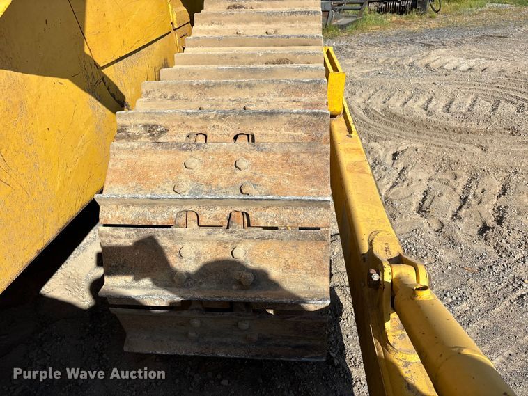 image for item DT0237 2006 Komatsu D65EX-15EO dozer