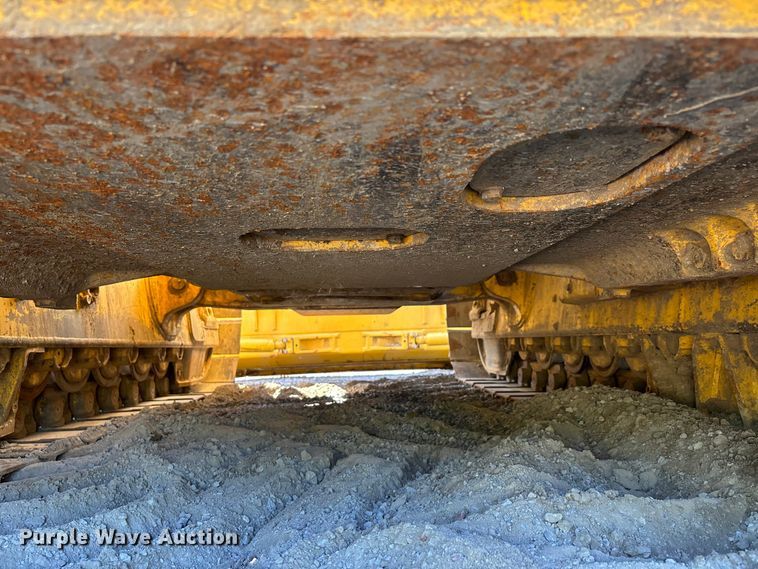 image for item DT0237 2006 Komatsu D65EX-15EO dozer