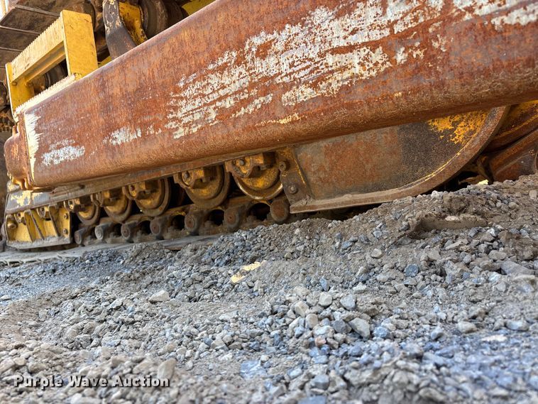 image for item DT0237 2006 Komatsu D65EX-15EO dozer