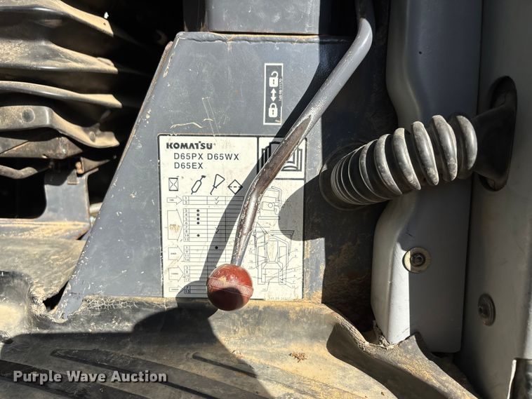 image for item DT0237 2006 Komatsu D65EX-15EO dozer