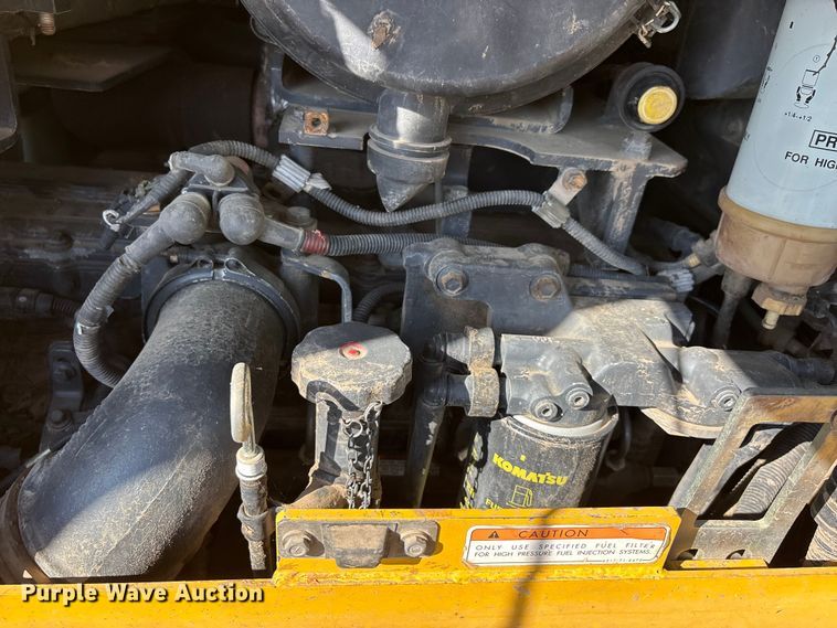 image for item DT0237 2006 Komatsu D65EX-15EO dozer