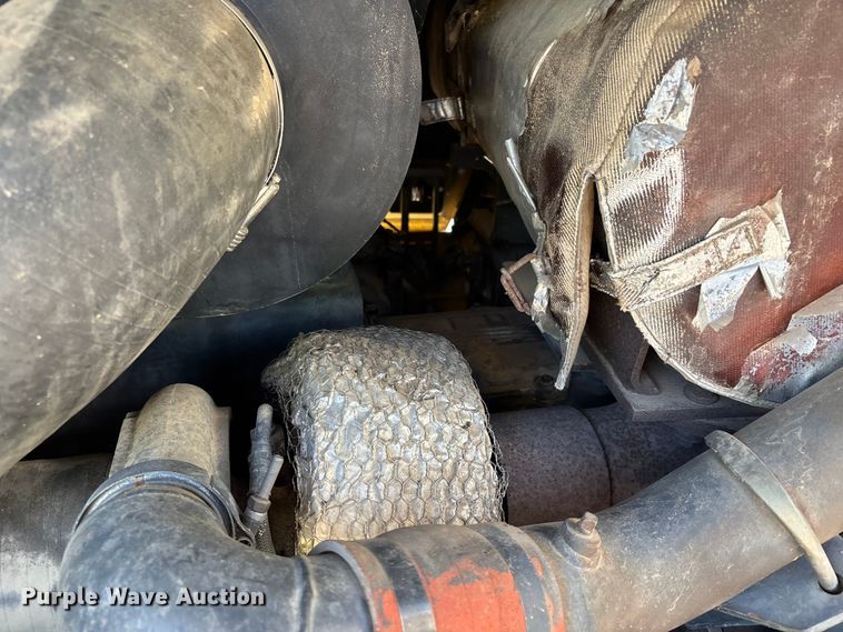 image for item DT0237 2006 Komatsu D65EX-15EO dozer