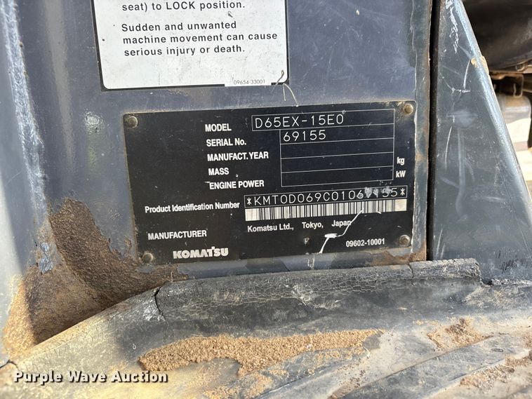 image for item DT0237 2006 Komatsu D65EX-15EO dozer