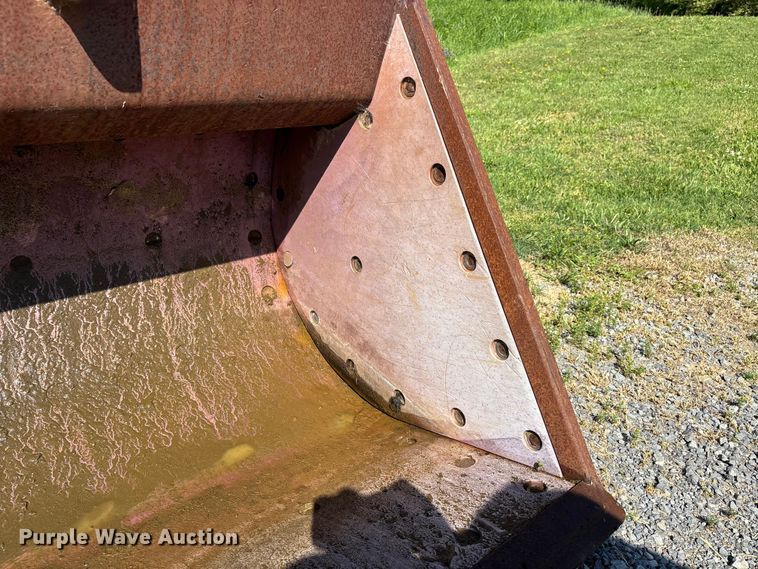 image for item DT0239 Esco bucket