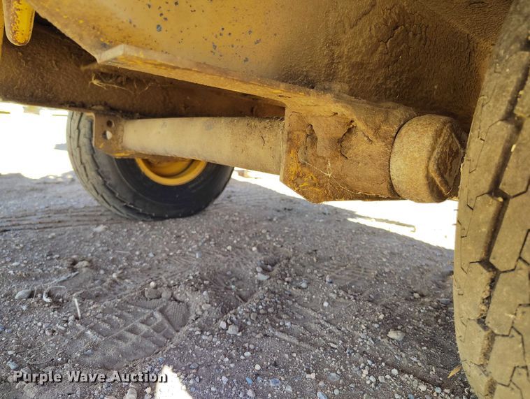 image for item DT0993 2007 Vermeer BC600XL wood chipper