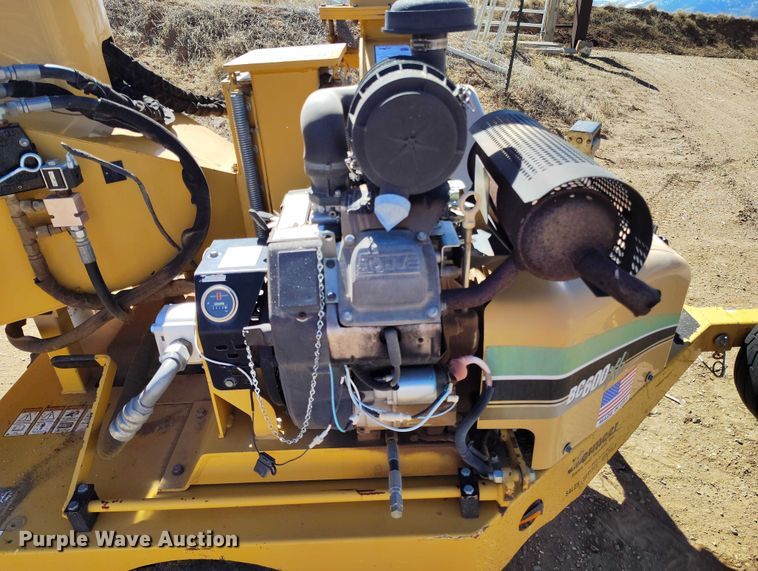 image for item DT0993 2007 Vermeer BC600XL wood chipper