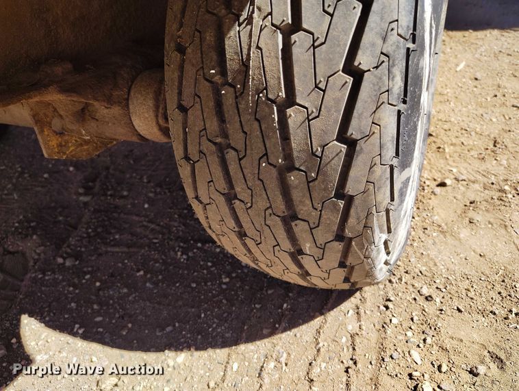 image for item DT0993 2007 Vermeer BC600XL wood chipper