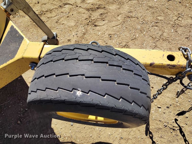 image for item DT0993 2007 Vermeer BC600XL wood chipper