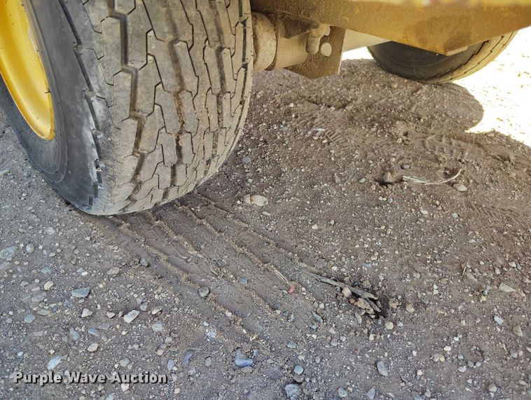 image for item DT0993 2007 Vermeer BC600XL wood chipper