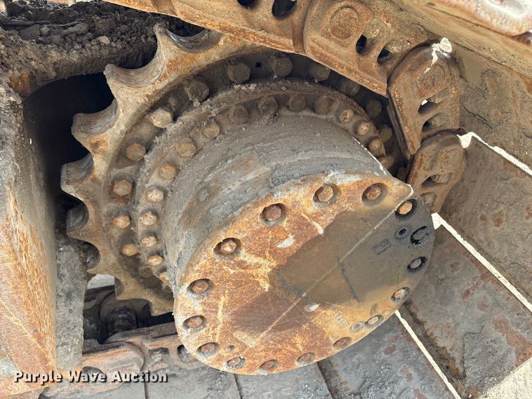 image for item DT2890 1999 John Deere 450LC excavator