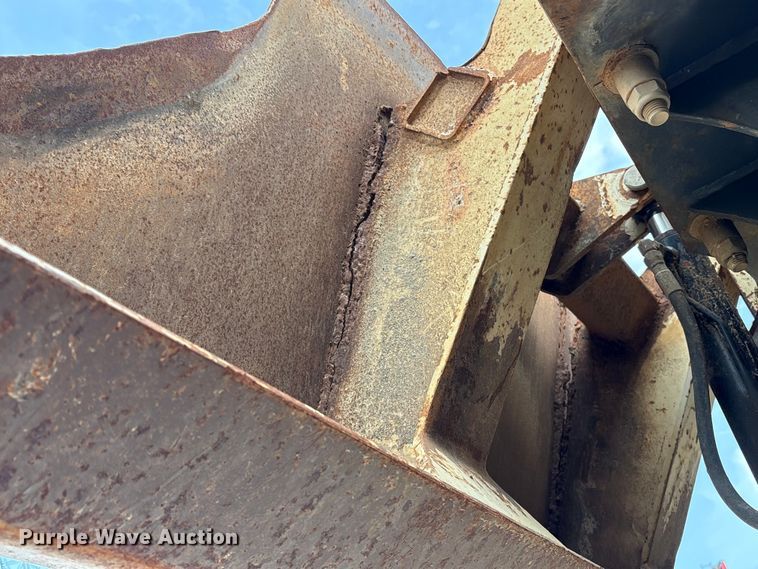 image for item DT2891 Metso LOKOTRACK LT1213S impact crushing plant