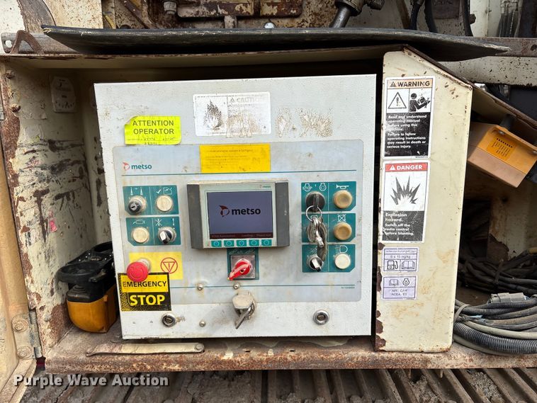 image for item DT2891 Metso LOKOTRACK LT1213S impact crushing plant