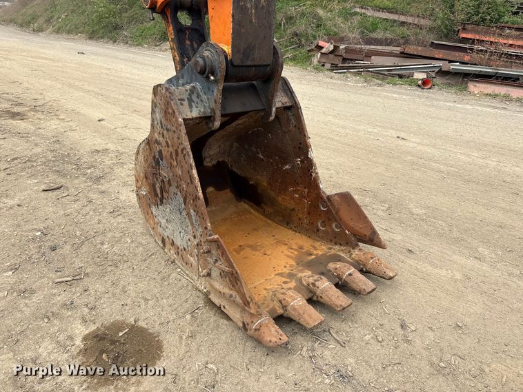 image for item DT2892 Hitachi EX200 excavator