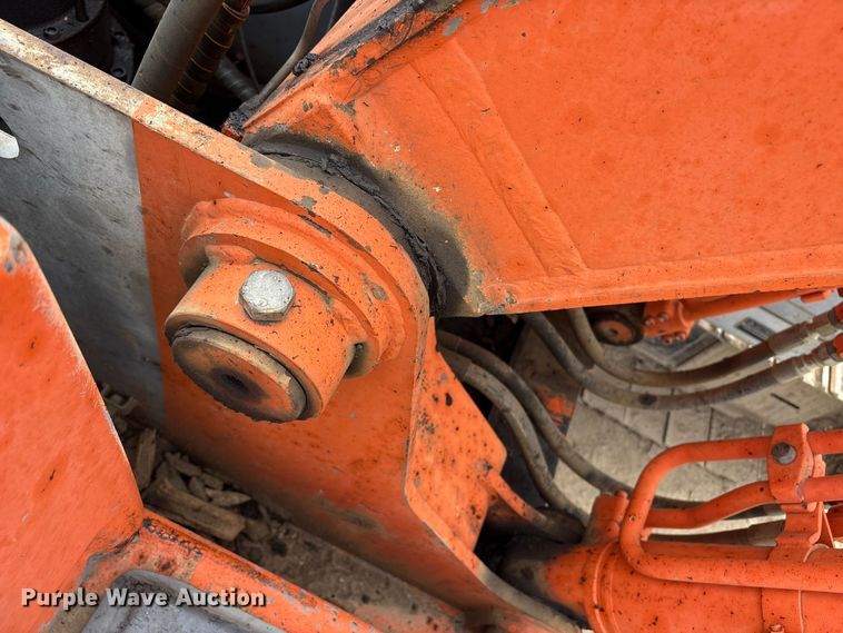 image for item DT2892 Hitachi EX200 excavator